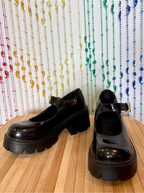 Black Chunky Mary Jane Shoes